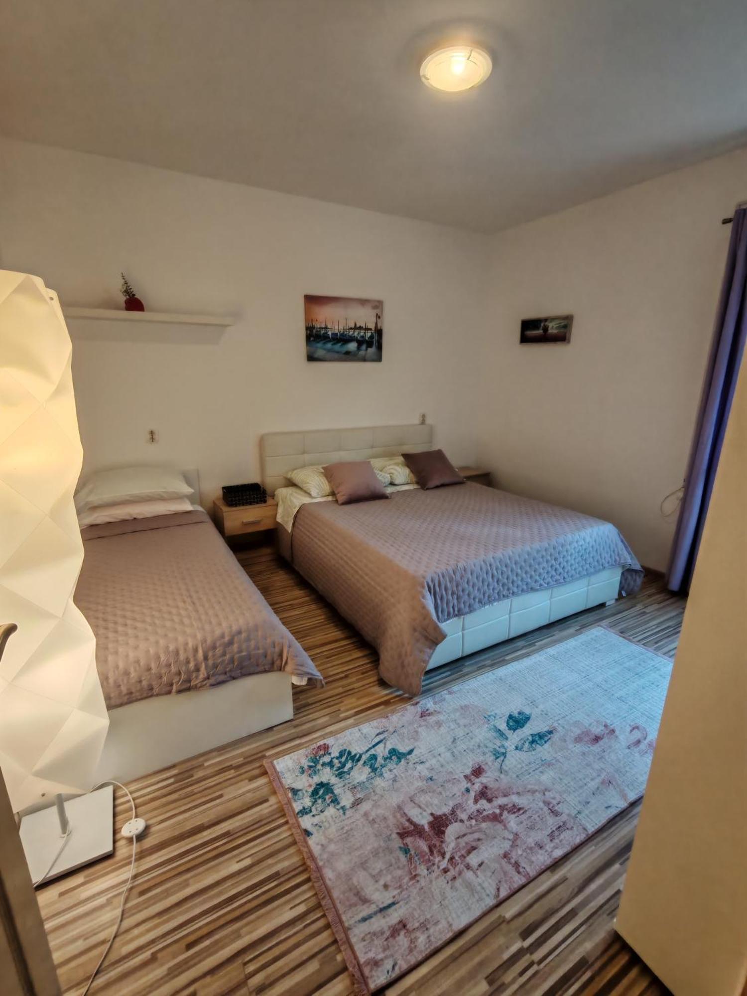 Apartment Oscar Mokošica Eksteriør bilde